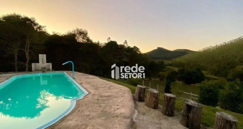 Chácara com 4 quartos à venda, 2500 m² por R$ 650.000 - Condomínio Refúgio do Sol - Juiz de Fora/MG