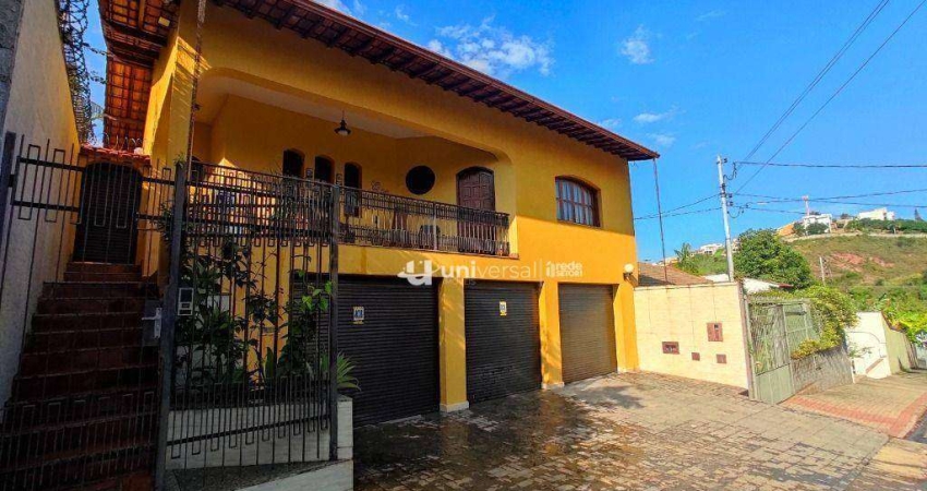Casa com 4 quartos à venda, 250 m² por R$ 1.600.000 - Bom Clima - Juiz de Fora/MG