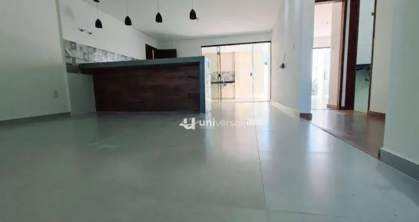 Casa com 3 quarto à venda, 295 m² por R$ 785.000 - Aeroporto - Juiz de Fora/MG