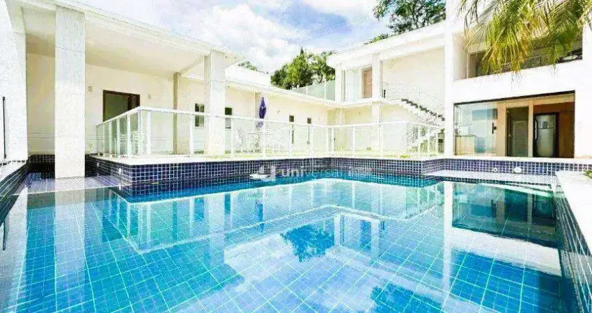 Casa com 3 quartos à venda, 350 m² por R$ 1.500.000 - Parque Jardim da Serra - Juiz de Fora/MG