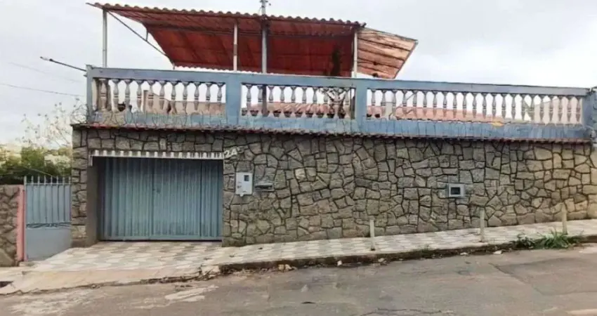 Casa com 3 quartos à venda, 301 m² de r$ 489.900 por r$ 449.900 - bom pastor - juiz de fora/mg