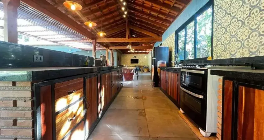 Casa com 1 quarto à venda, 200 m² por r$ 850.000 - pedra bonita - juiz de fora/mg
