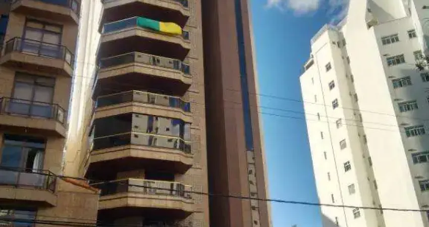 Apartamento com 4 quartos à venda no Granbery, Juiz de Fora 