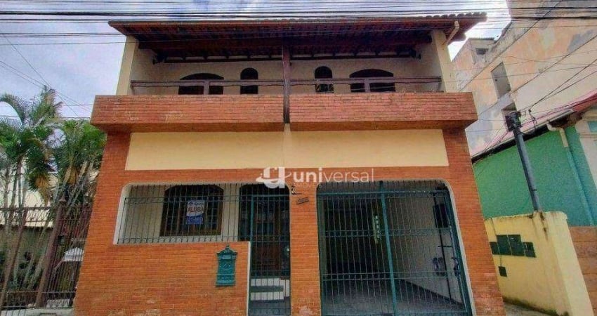 Casa com  quartos para alugar por R$ 3.600,00/mês - Granbery - Juiz de Fora/MG