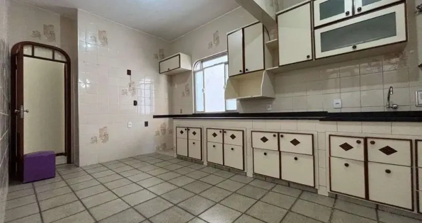 Casa para locação no bairro democrata – 2 residências no mesmo terreno ?? localização: bairro democrata