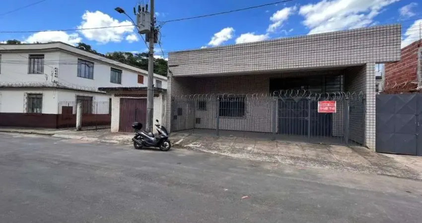Galpão, 358 m² - venda por r$ 650.000,00 ou aluguel por r$ 4.964,32/mês - poço rico - juiz de fora/mg