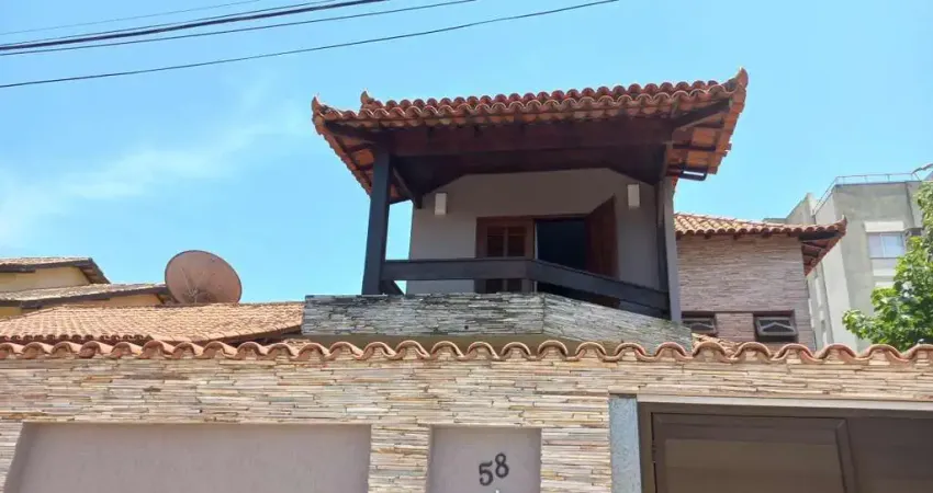 Casa para Venda em Macaé, Riviera Fluminense, 4 dormitórios, 1 suíte, 4 banheiros, 2 vagas