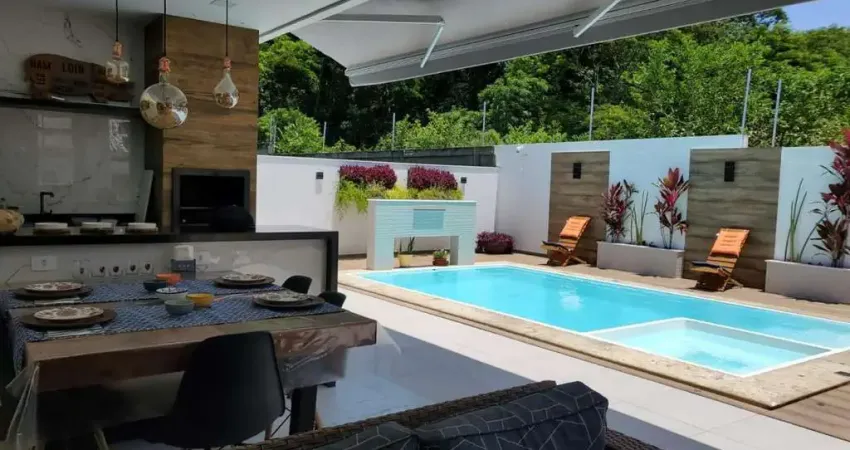 Casa em Condomínio para Venda em Rio das Ostras, Centro, 3 dormitórios, 3 suítes, 5 banheiros, 4 vagas