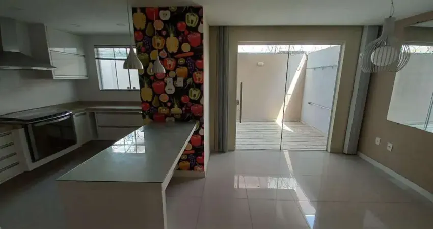 Casa para Venda em Macaé, Novo Cavaleiros, 3 dormitórios, 1 suíte, 2 banheiros, 2 vagas
