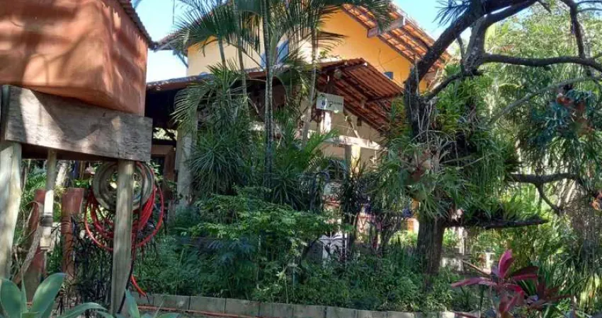 Sítio para Venda em Macaé, Vale Encantado, 2 dormitórios, 1 banheiro, 10 vagas
