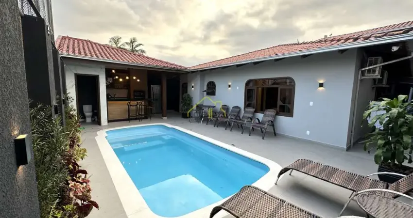 Sobrado Averbado 100% Mobiliado Porteira fechada no Bairro Jardim Iririú próximo do material de construção Tato!!