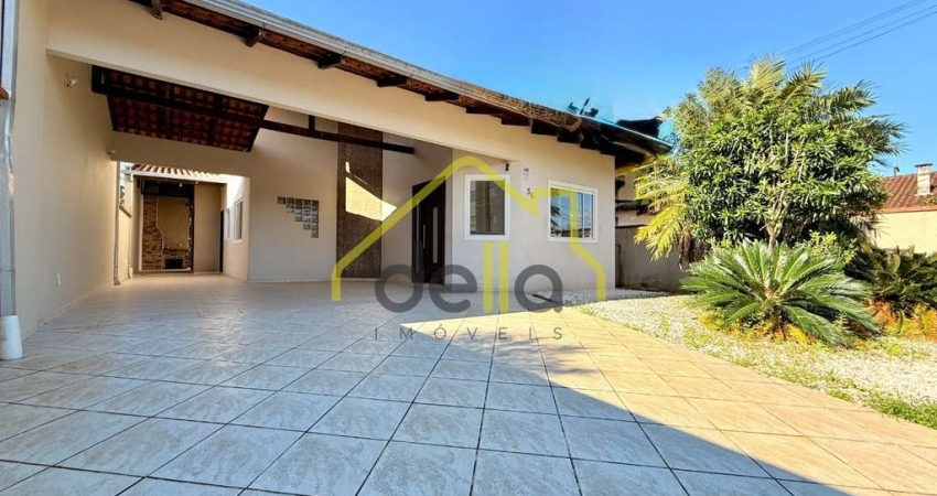 Excelente Casa Plana Averbada no Iririú próxima do Colégio Santo Antônio!!