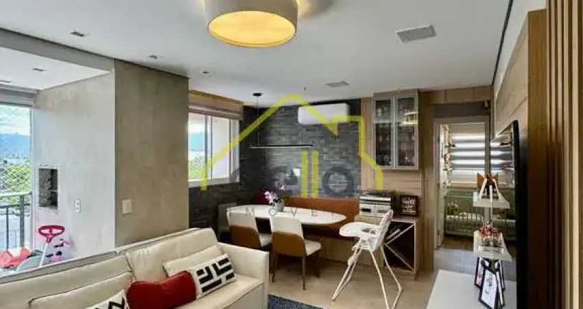 Apartamento mobiliado em Home Club próximo da Marques de Olinda !