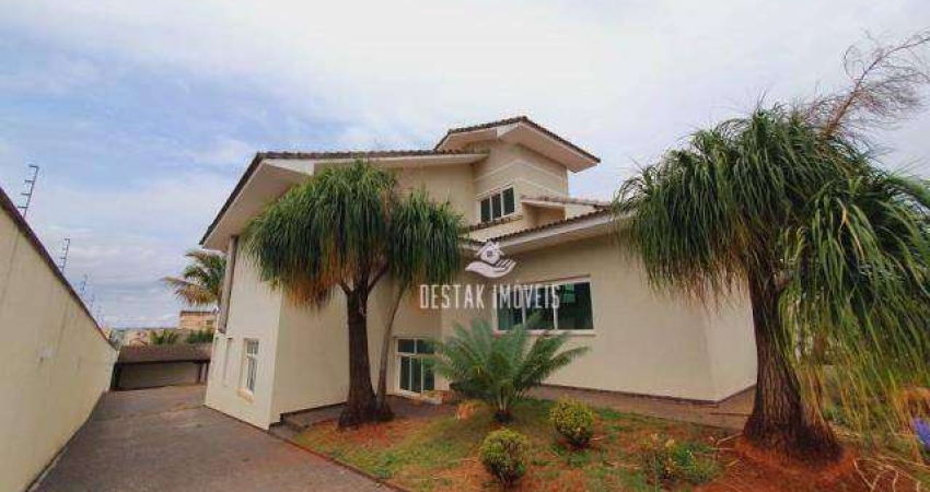Casa com 4 quartos à venda no Bairro Cidade Jardim - Uberlândia/MG