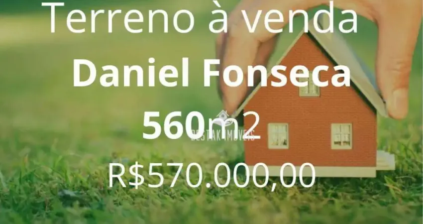 Terreno à venda no Bairro Daniel Fonseca - Uberlândia/MG