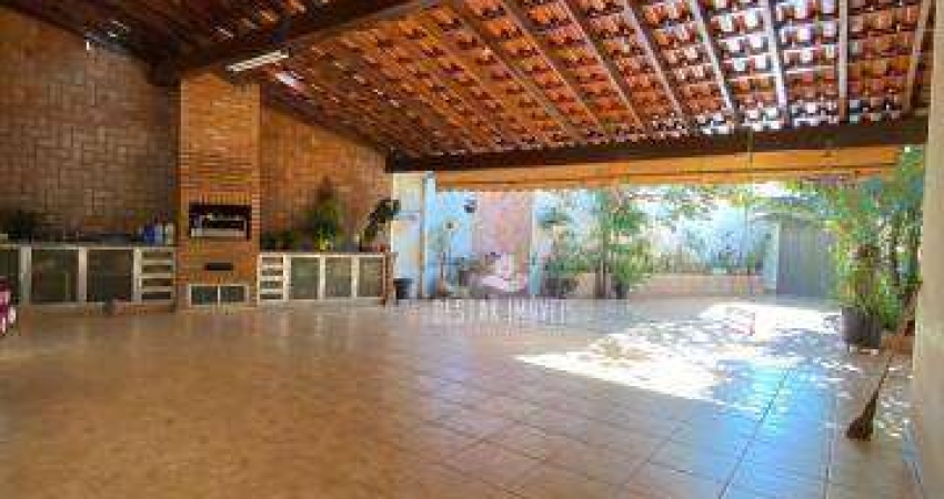 Casa com 5 quartos à venda no Bairro Aparecida - Uberlândia/MG