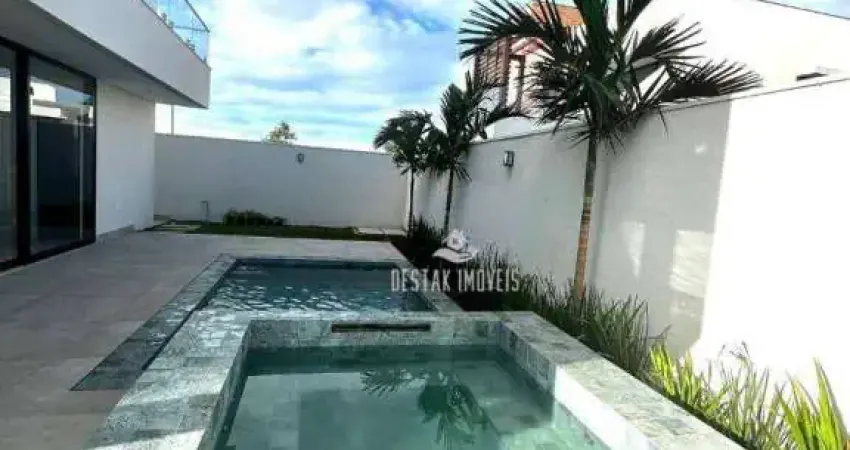 Casa com 4 quartos à venda no Condomínio Jardim Versailles - Uberlândia/MG