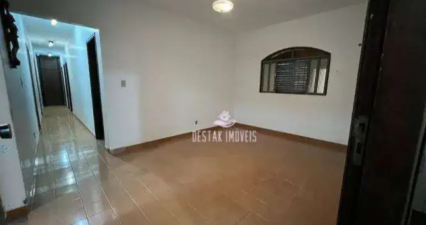 Casa com 5 quartos à venda no Bairro Tabajaras - Uberlândia/MG