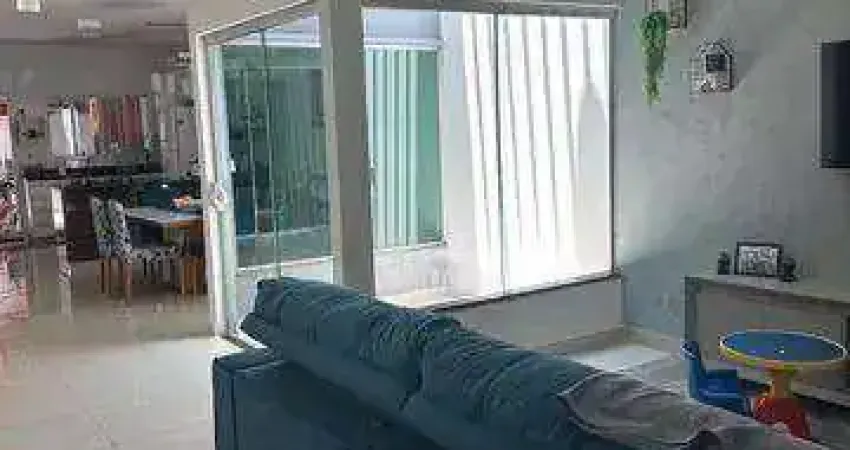 Casa com 3 quartos à venda no Bairro Jardim Europa - Uberlândia/MG