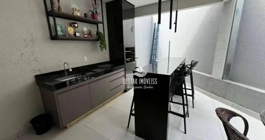 Sobrado com 2 quartos à venda, bairro Tubalina - Uberlândia/MG