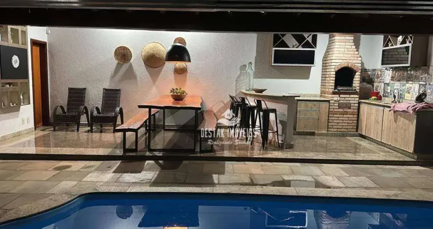 Sobrado com 5 quartos à venda, bairro Tubalina - Uberlândia/MG