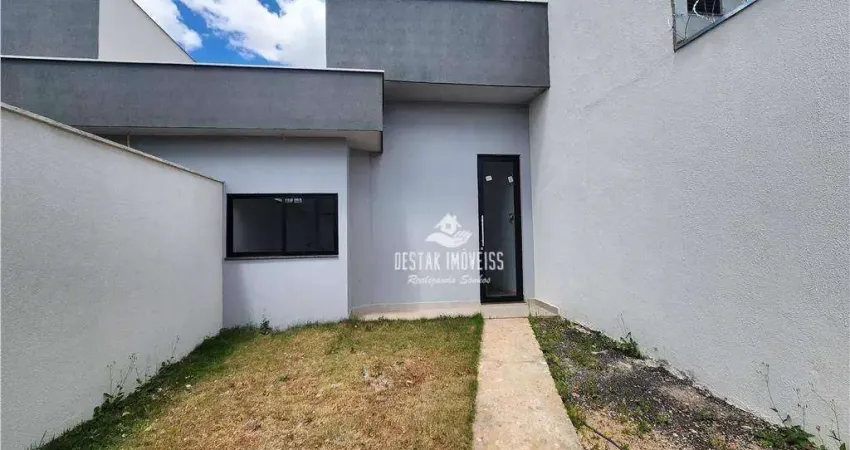 Casa com 3 quartos à venda no Bairro Aclimação - Uberlândia/MG