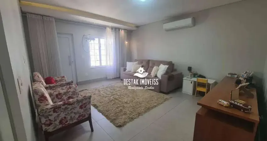 Casa com 4 quartos à venda no Bairro Santa Rosa - Uberlândia/MG