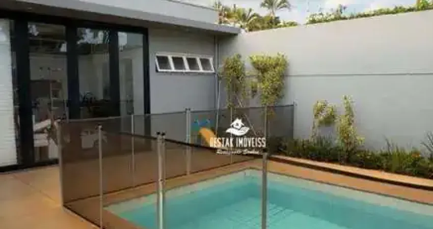 Casa com 3 quartos à venda, Bairro Umuarama - Uberlândia/MG