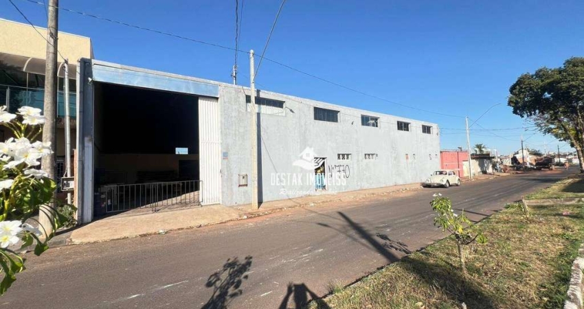 Barracão à venda, 750 m² por R$ 1.600.000,00 - Tocantins - Uberlândia/MG