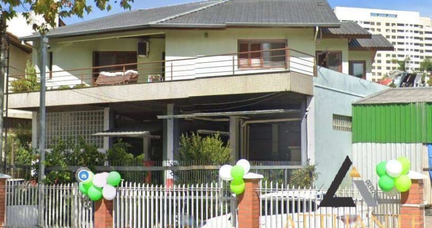Casa comercial e residencial no bairro Cinquentenário