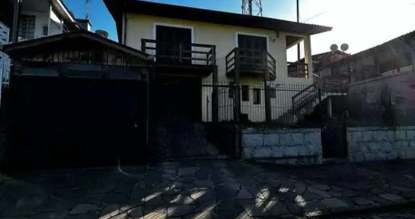 Casa com 3 quartos à venda no Diamantino, Caxias do Sul 