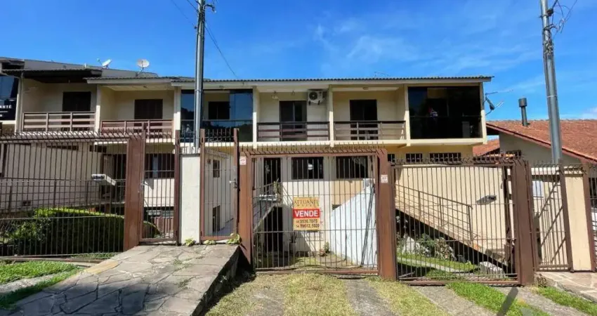 Sobrado semi mobiliado - Bairro Kayser
