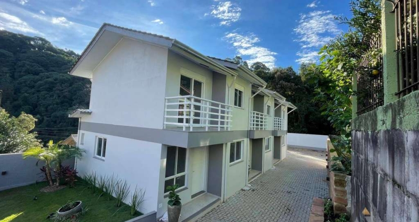 Sobrado - Bairro Esplanada