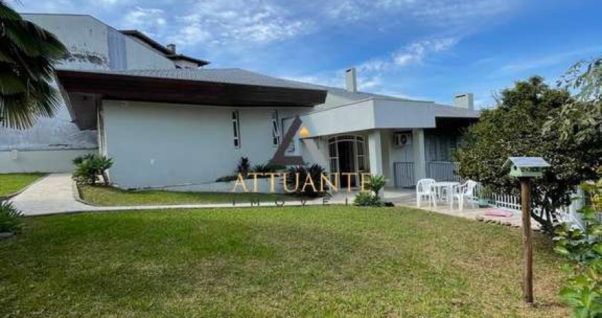 Conforto e Espaço: Casa com 4 Dormitórios no Bairro São Leopoldo