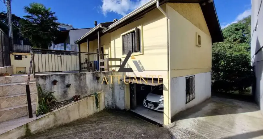 Casa com 4 dormitórios no Bairro Cidade Nova