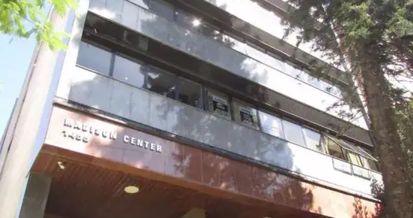 Sala comercial com 1 sala à venda na Rua Felicíssimo de Azevedo, 1455, São João, Porto Alegre