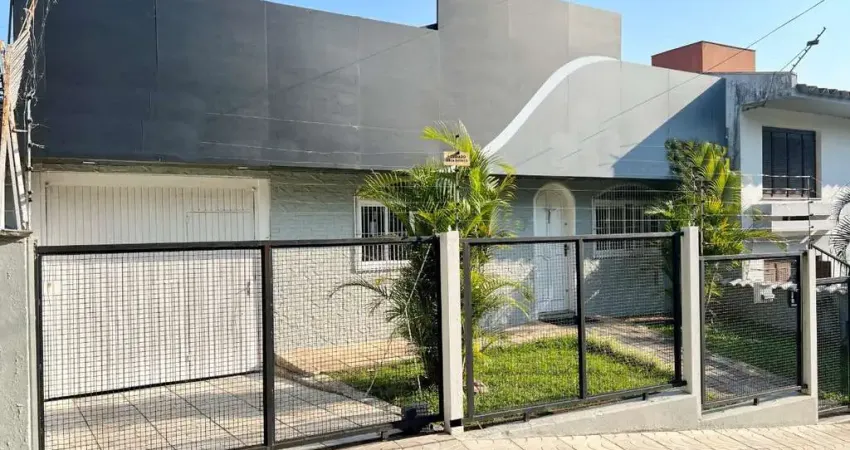 Casa com 3 quartos à venda na Rua Geraldo Souza Moreira, 85, Passo da Areia, Porto Alegre