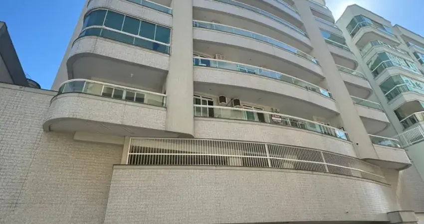 APARTAMENTO MOBILIADO NA QUADRA MAR COM 03 DORMITÓRIOS E 01 VAGA!!