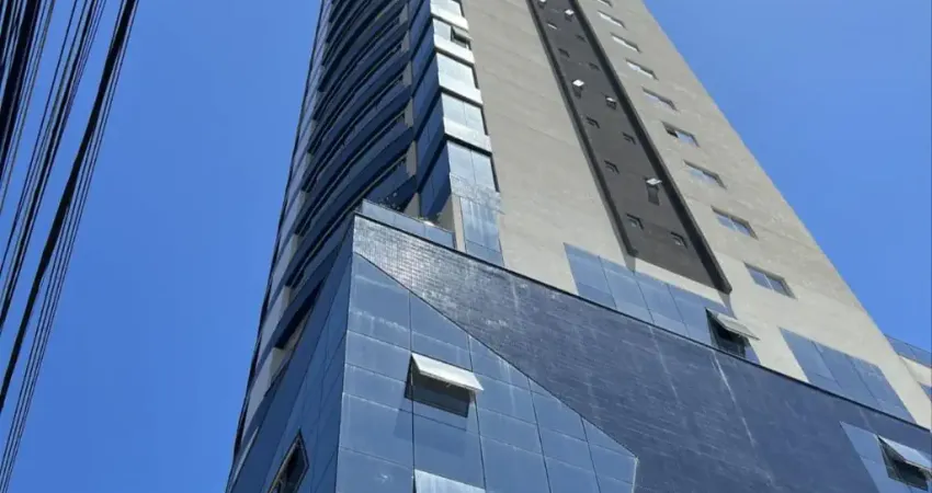 Apartamento com 3 quartos à venda na Rua 334, 25, Meia Praia, Itapema