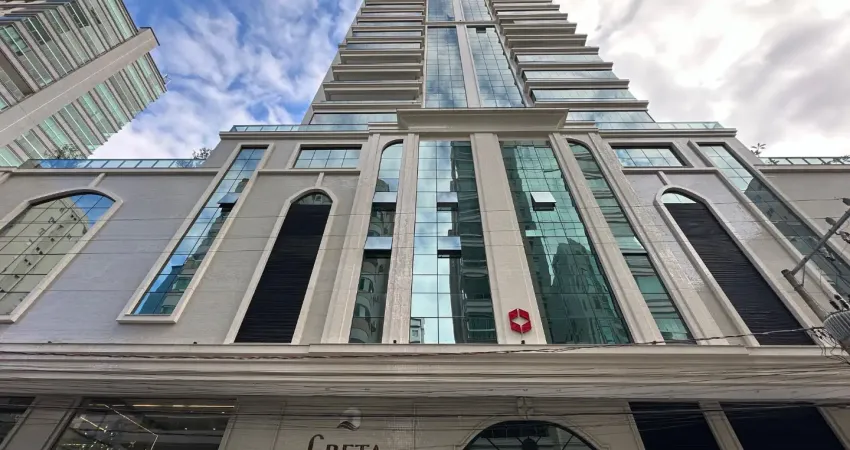 Apartamento com 3 quartos à venda na Rua 264, 1, Meia Praia, Itapema