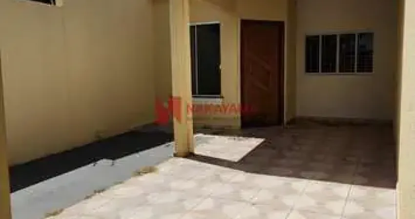 Casa com 3 dorms sendo 1 suíte, 2 vagas  em Colúmbia, Londrina/PR