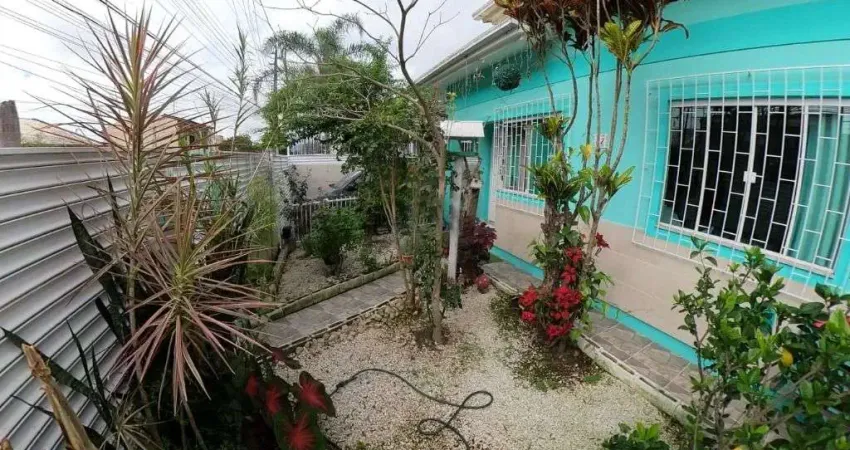 Casa com 3 dormitórios à venda, 110 m² por R$ 650.000,00 - Madri - Palhoça/SC