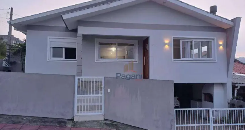 Casa com 02 dormitórios no Jardins , com 132 m² valor 620.000,00