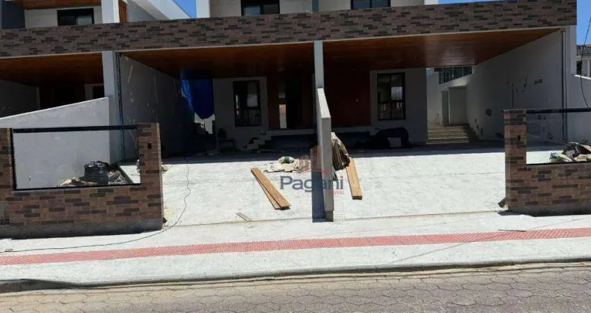 Sobrado com 3 dormitórios à venda, 150 m² por R$ 930.000,00 - Passa Vinte - Palhoça/SC
