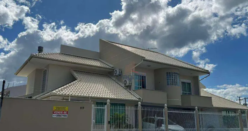 Casa com 3 dormitórios para alugar, 135 m² por R$ 13.069,58/mês - Pagani - Palhoça/SC
