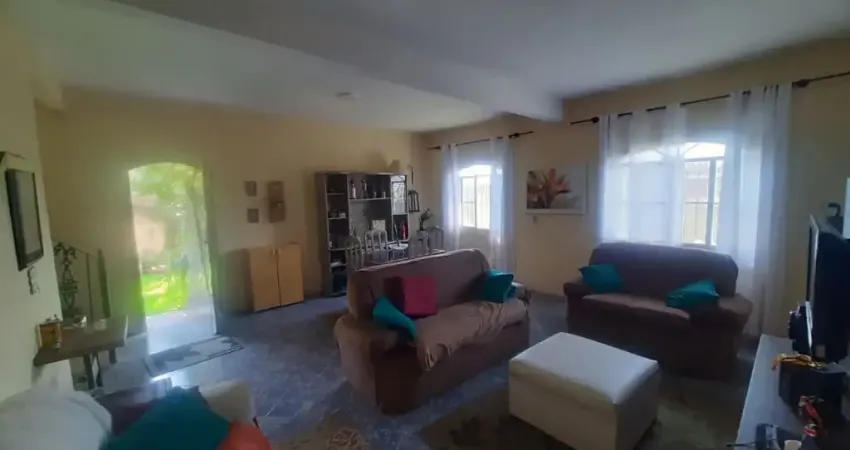Baixou pra vender - excelente casa em santíssimo - ótima localização