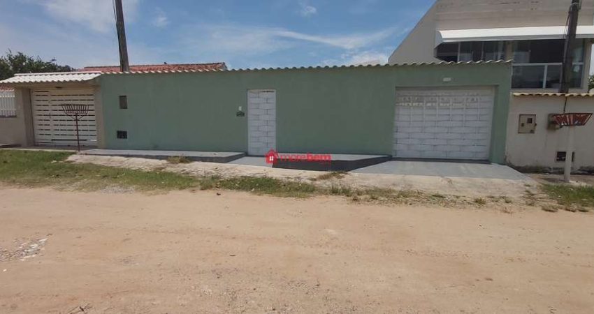 Excelente casa de 2 quartos, com salão