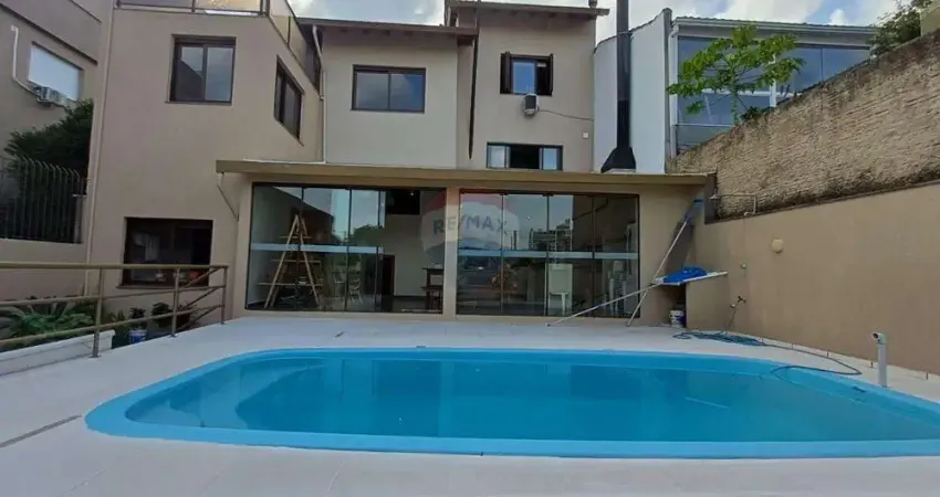 Casa com 3 quartos à venda na Rua Professor Abílio Azambuja, 43, Jardim do Salso, Porto Alegre