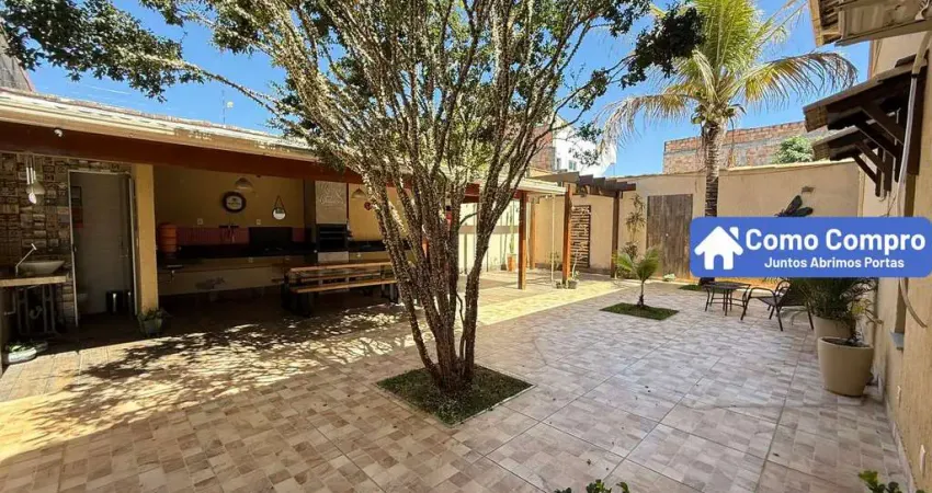 Casa a venda com três quartos suíte espaço gourmet quatro vagas