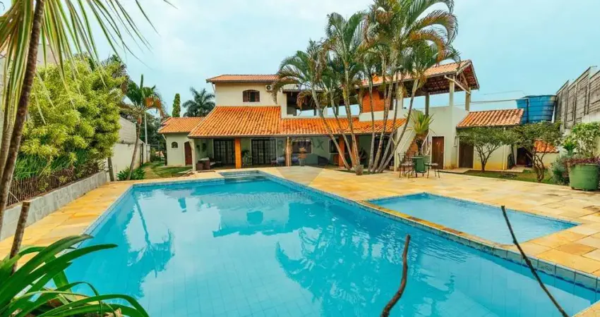 Casa de Condomínio à venda em Itupeva-SP. 4 suítes, 667 m² , no Residencial Paineiras, R$ 1.350.000,00